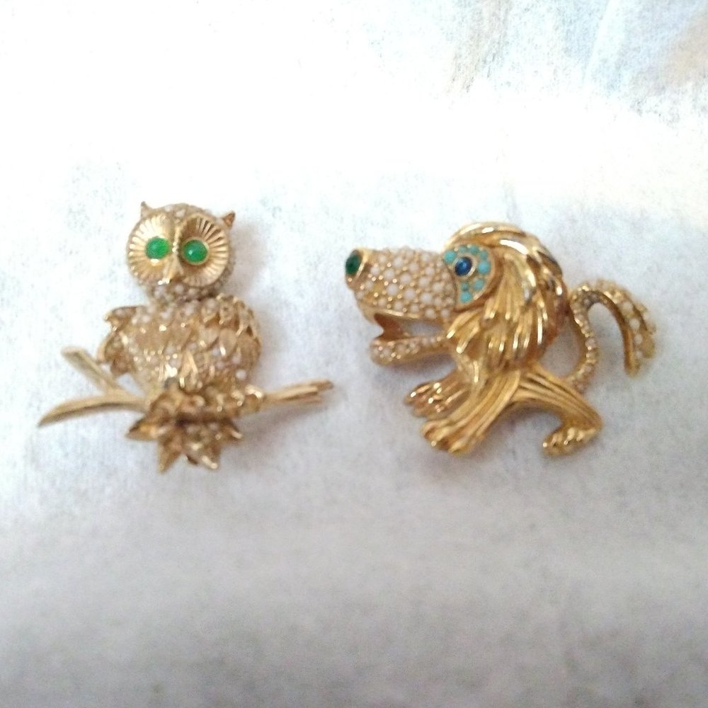 ❤️2 Vintage CINER Lion and Owl Micro Bead Pin Brooches